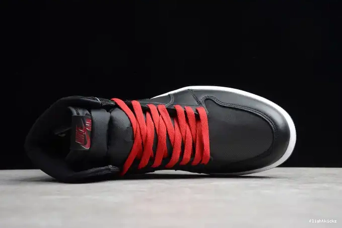 Retro Black Air OG Satin Jordan 555088-060 High 1 0517